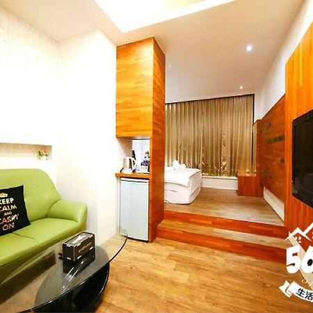 Appartamento 85 Pries Kaohsiung Esterno foto