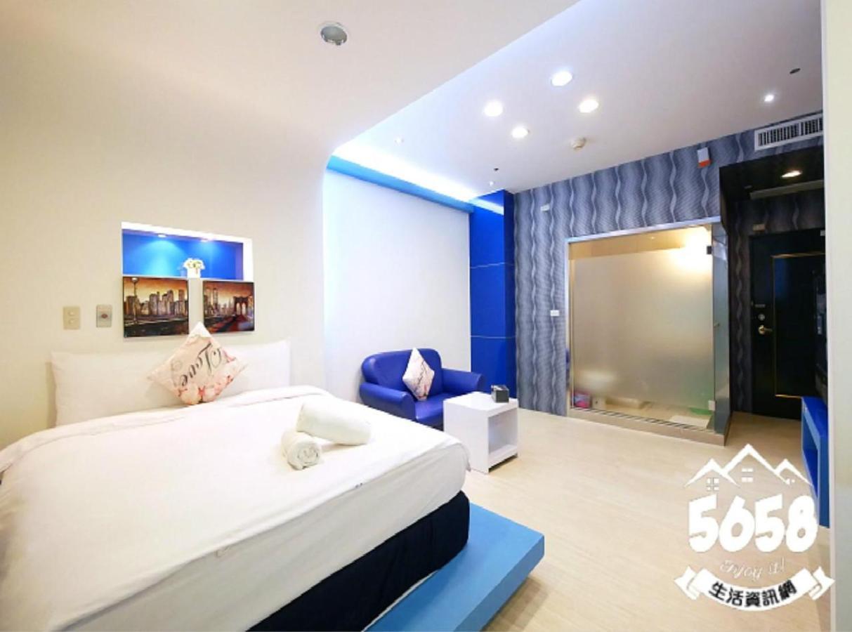Appartamento 85 Pries Kaohsiung Esterno foto